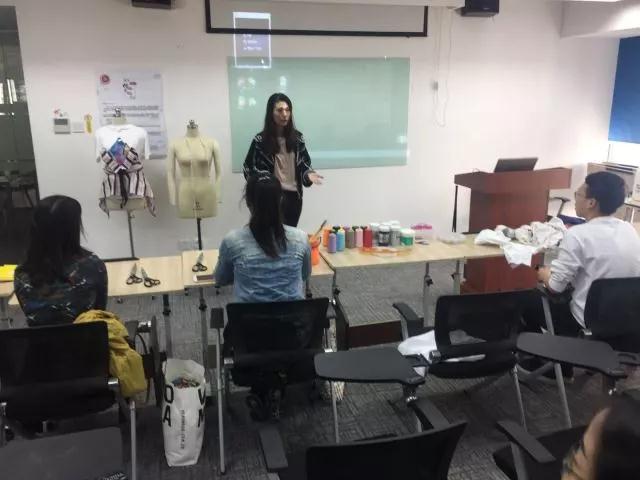 VA青岛艺术留学作品集培训